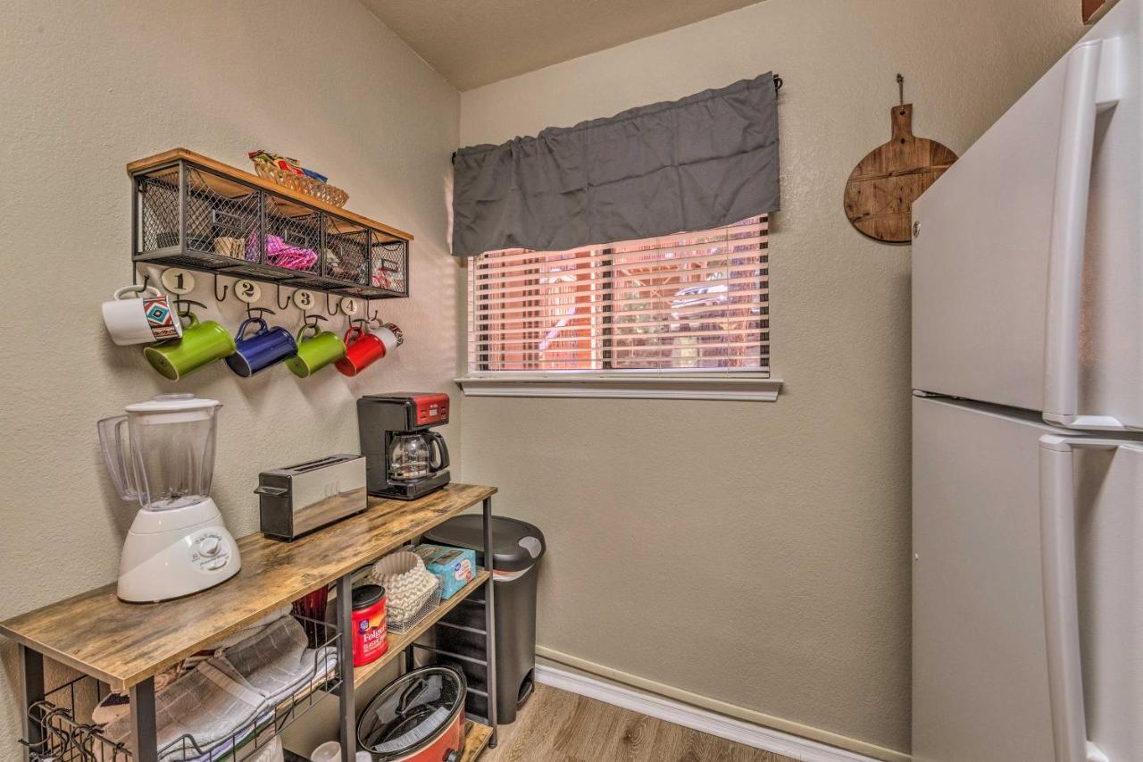 Forested Ruidoso Condo With Deck And Fireplace! Eksteriør billede
